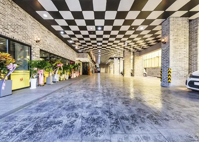Si Hotel 3*